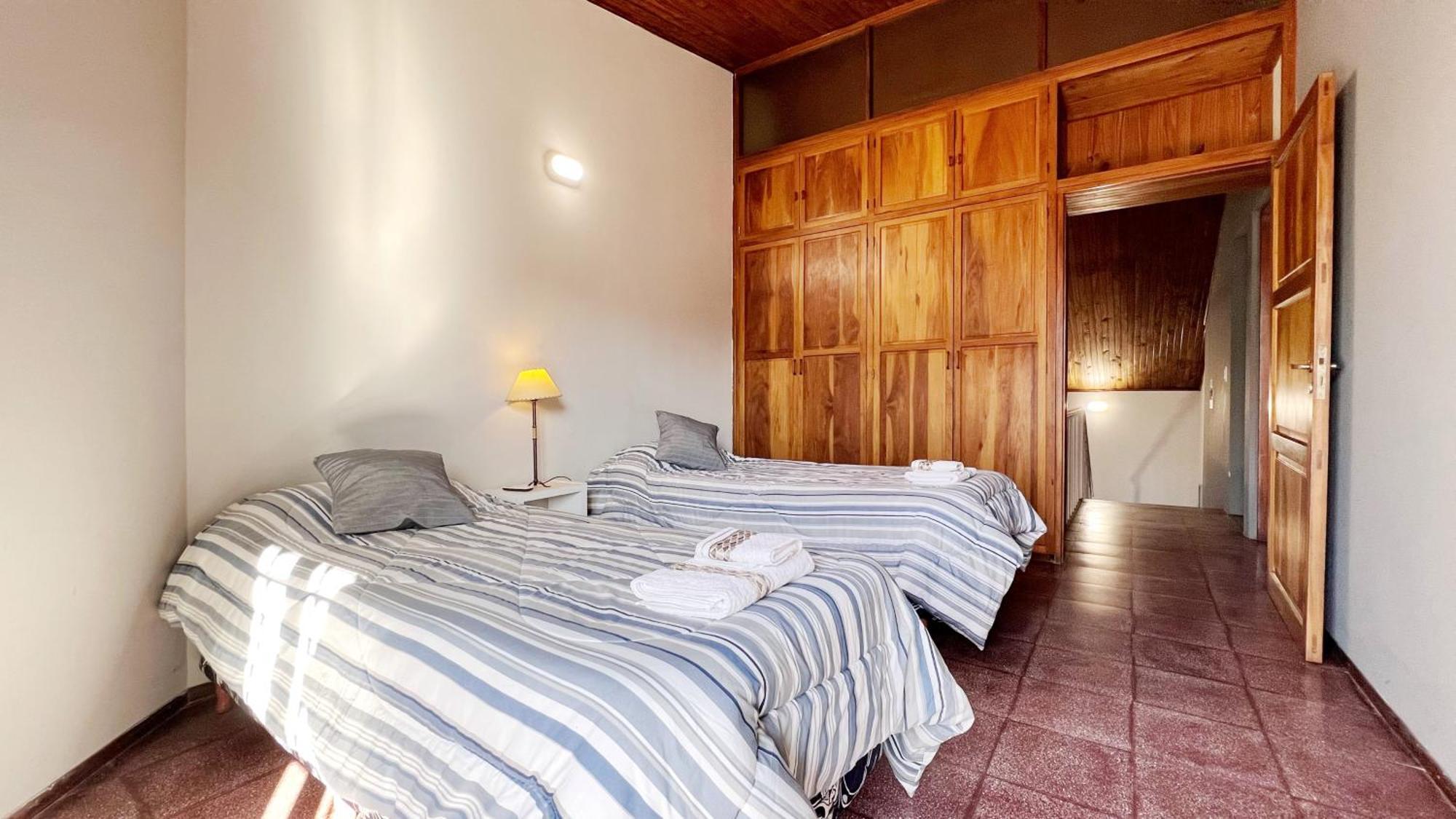 Duplex Mendoza Con Chochera Techada Екстериор снимка